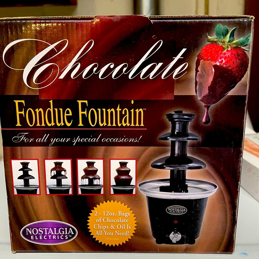 Nostalgia Electrics Chocolate Fondue Fountain